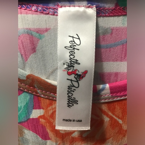 Tunic - Picture 2 of 3